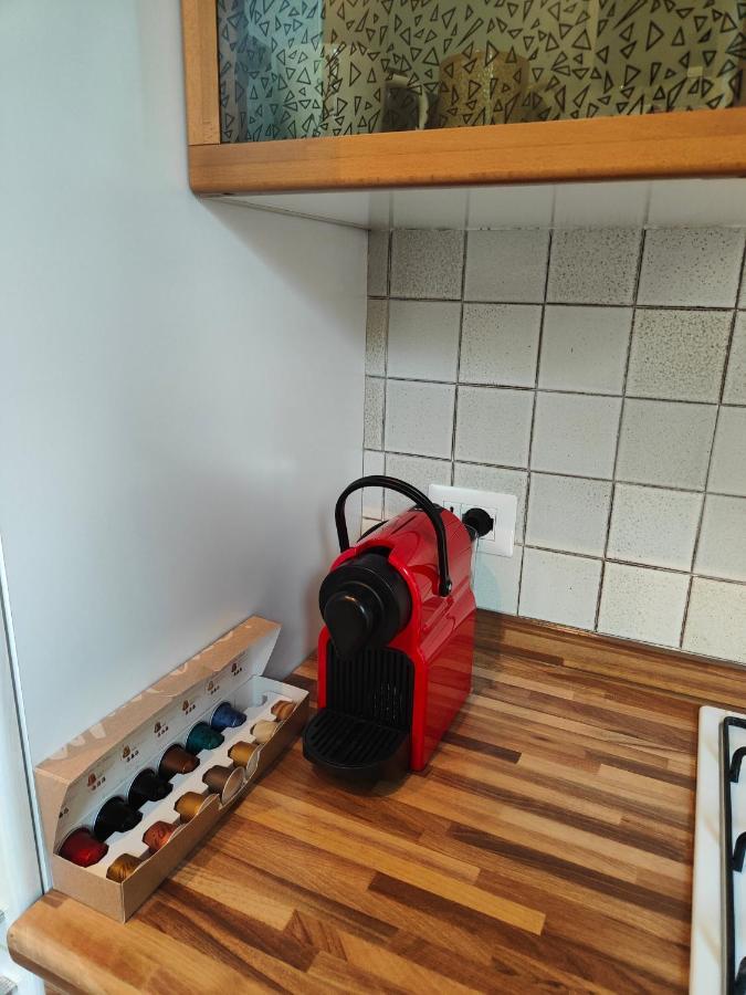 Ferienwohnung Elegante Bilocale A Milano Con Balcone Exterior foto